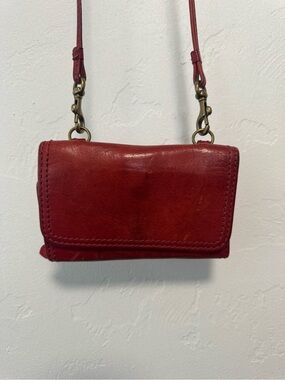 Frye Women's Red Leather Crossbody Wallet